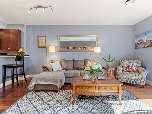 533 Cambridge St 308, Boston MA 02134