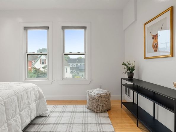 178 Hyde Park Ave 3, Boston MA 02130