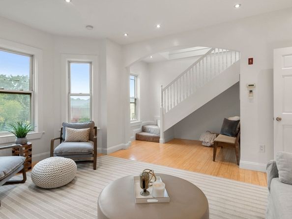 178 Hyde Park Ave 3, Boston MA 02130