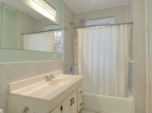 983 Memorial Drive 502, Cambridge MA 02138