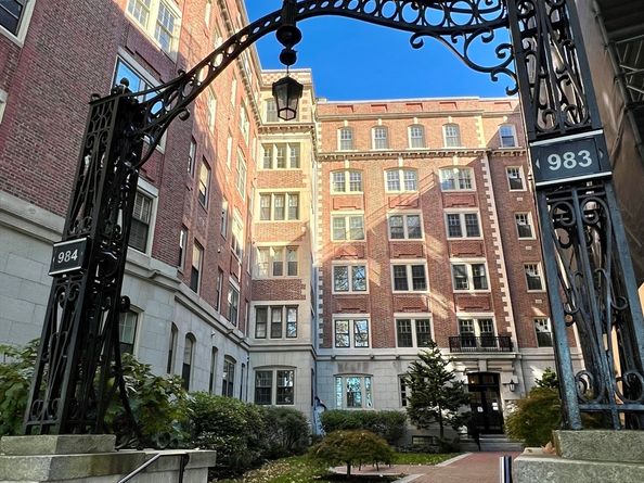 983 Memorial Drive 502, Cambridge MA 02138