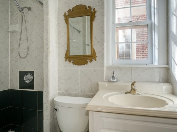 983 Memorial Drive 502, Cambridge MA 02138