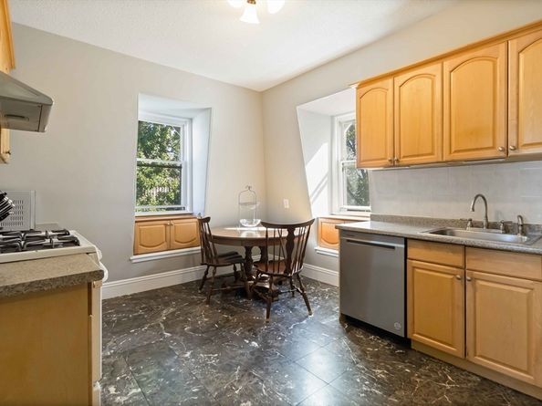20 Rockland Ave 3, Malden MA 02148