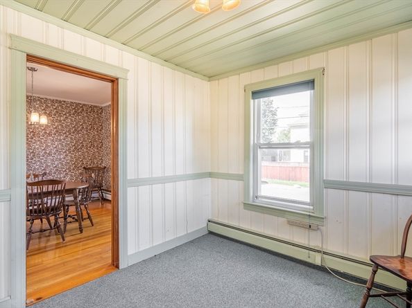 22 Sherbrook Ave, Worcester MA 01604