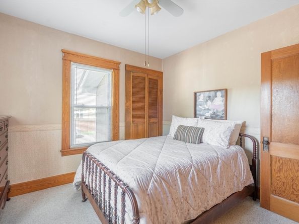 22 Sherbrook Ave, Worcester MA 01604