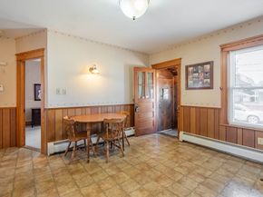 22 Sherbrook Ave, Worcester MA 01604