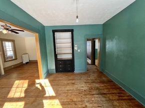 135 Henshaw St, Leicester MA 01524