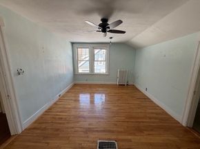 135 Henshaw St, Leicester MA 01524