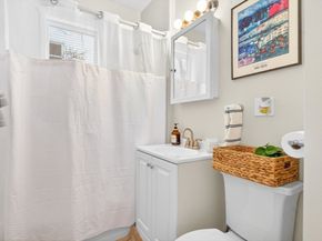 6 Brattle St 6, Arlington MA 02476