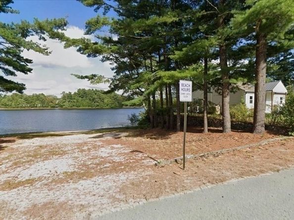 67 Crystal Lake Dr, Carver MA 02330