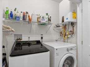 77 Court St 107, Newton MA 02458