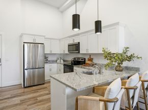 10 Water Street 3, Plymouth MA 02360