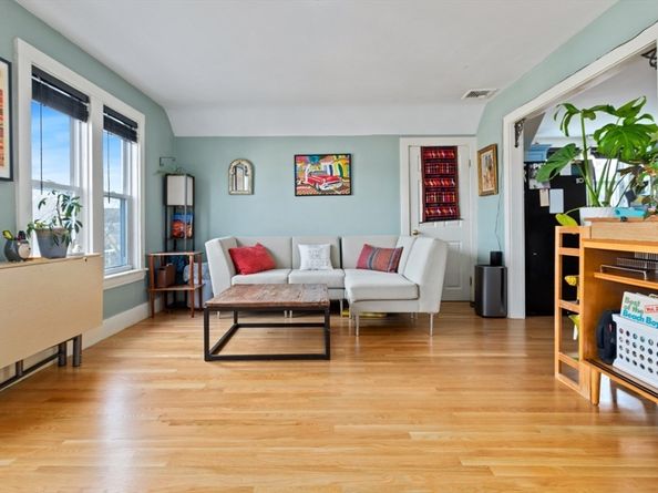 29 Ocean Ave 4, Salem MA 01970