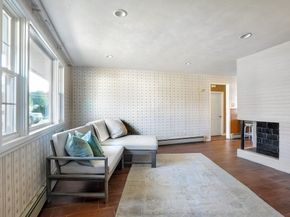 35 Marion St, Holbrook MA 02343