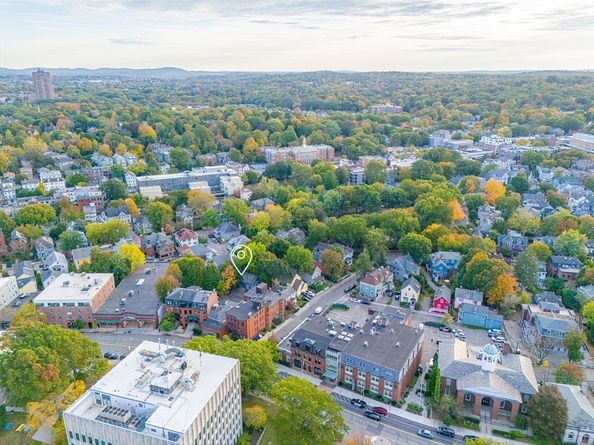 12 Thayer St, Brookline MA 02445