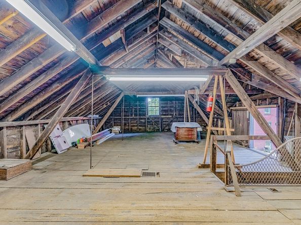 12 Thayer St, Brookline MA 02445