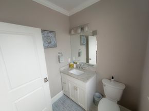 71 Wyvern St. 71, Boston MA 02131