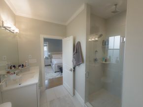 71 Wyvern St. 71, Boston MA 02131