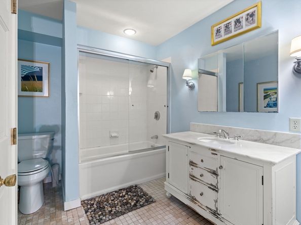 10 61st St 10, Newburyport MA 01950