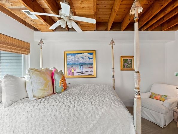 10 61st St 10, Newburyport MA 01950