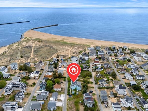 10 61st St 10, Newburyport MA 01950