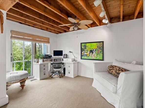 10 61st St 10, Newburyport MA 01950