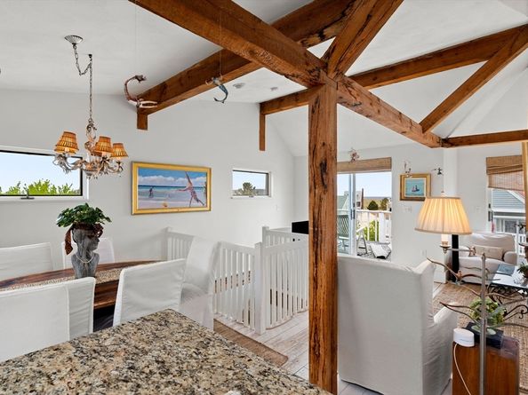 10 61st St 10, Newburyport MA 01950