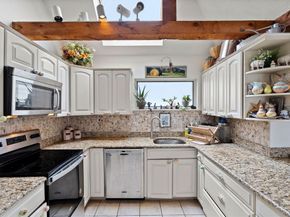 10 61st St 10, Newburyport MA 01950