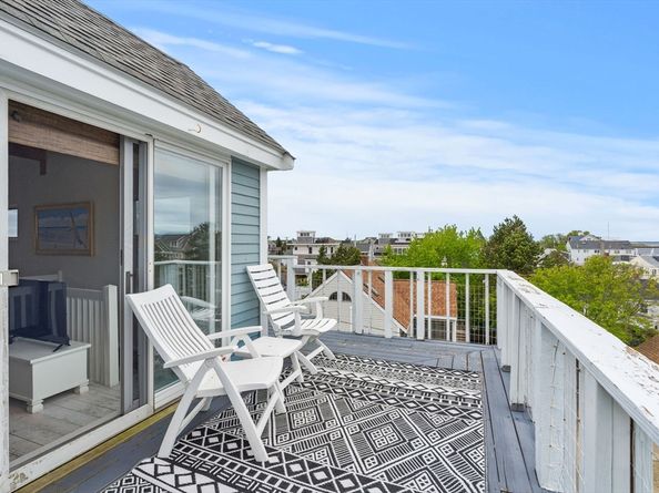 10 61st St 10, Newburyport MA 01950