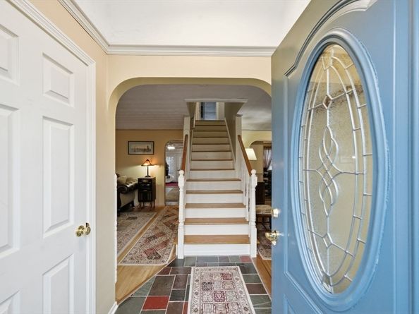 4 Laurel Street, Woburn MA 01801