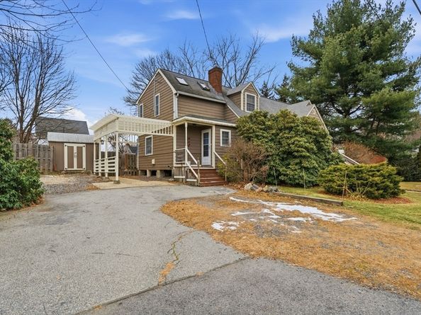 4 Laurel Street, Woburn MA 01801