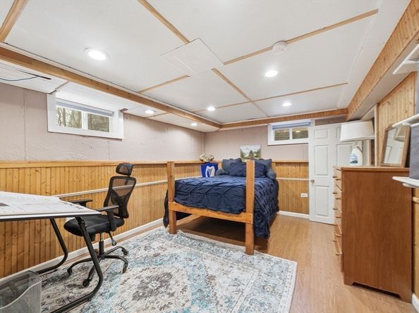 4 Laurel Street, Woburn MA 01801