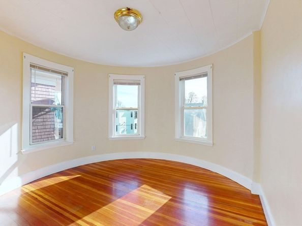 19 Nightingale St, Boston MA 02124