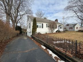 24 Mary Ellen Ln, Southbridge MA 01550