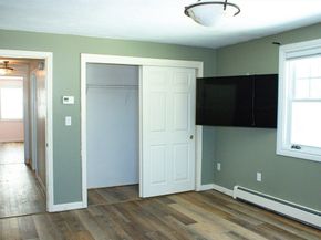 25 Bear Hill Rd, Gardner MA 01440