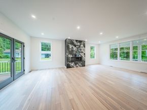 2 Spring Meadow Dr, Southborough MA 01772