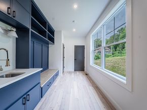 2 Spring Meadow Dr, Southborough MA 01772