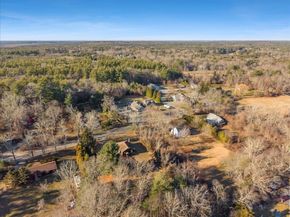 5 Freetown St, Lakeville MA 02347