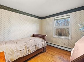 5 Freetown St, Lakeville MA 02347