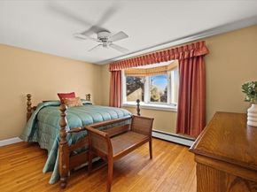 5 Freetown St, Lakeville MA 02347