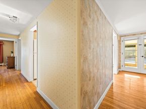 5 Freetown St, Lakeville MA 02347