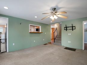 15 Myrtle Ave, Sterling MA 01564