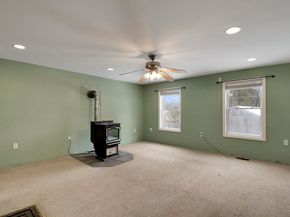 15 Myrtle Ave, Sterling MA 01564