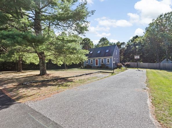 66 Maureen Way, Plymouth MA 02360