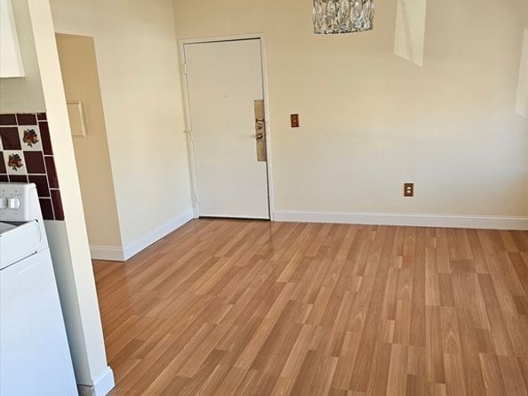 7 Cypress Rd 703, Boston MA 02135