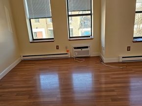 7 Cypress Rd 703, Boston MA 02135