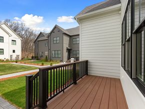 8 Common Court 8, Lexington MA 02421