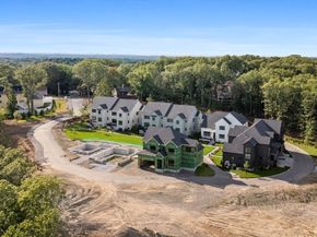 8 Common Court 8, Lexington MA 02421