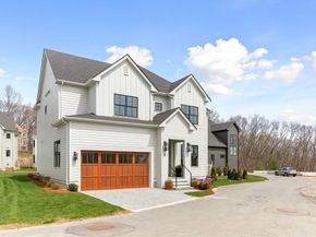 8 Common Court 8, Lexington MA 02421