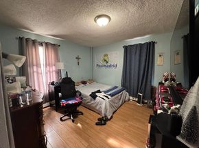 27 Harlow St, Worcester MA 01605